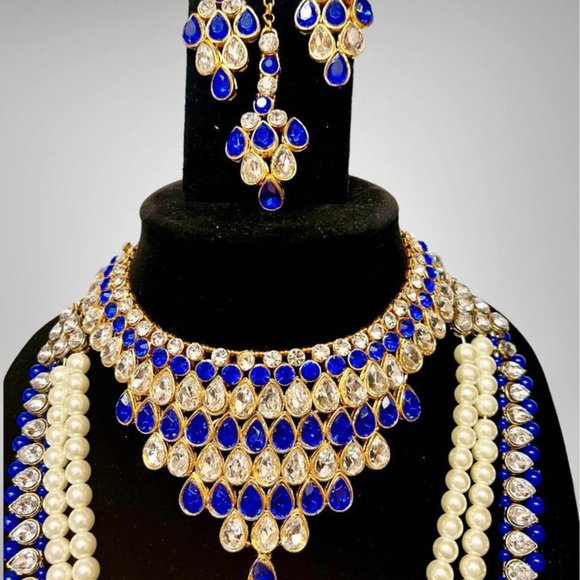 Gold Plated Crystal Stone  Necklace Set - Picture 3 of 5